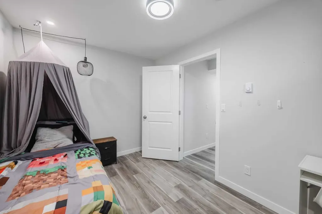 5 Marquis Common SE Calgary AB T3M 1N8