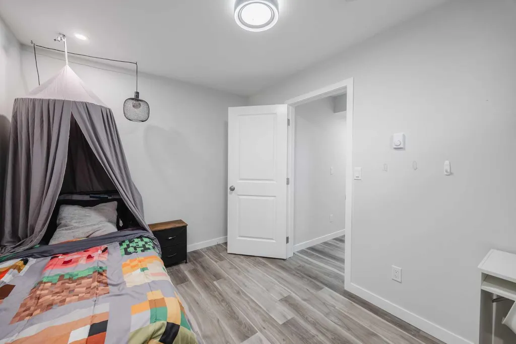 5 Marquis Common SE Calgary AB T3M 1N8