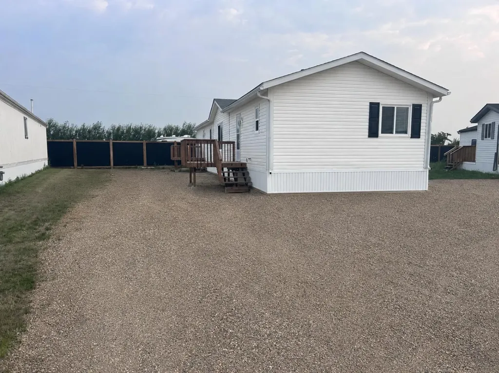 10425 110 Avenue La Crete AB T0H2H0