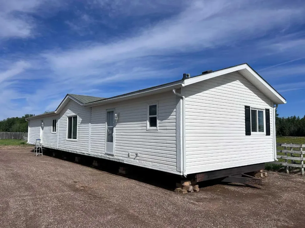 10425 110 Avenue La Crete AB T0H2H0
