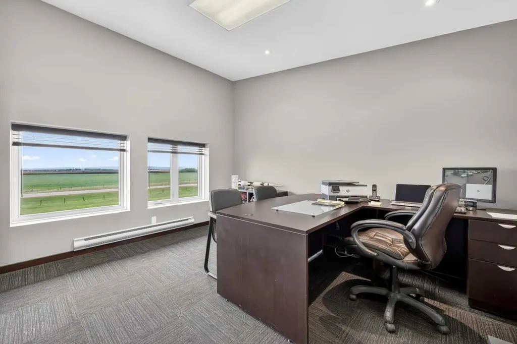 624 De Havilland Way Rural Rocky View County AB T3Z 3S8