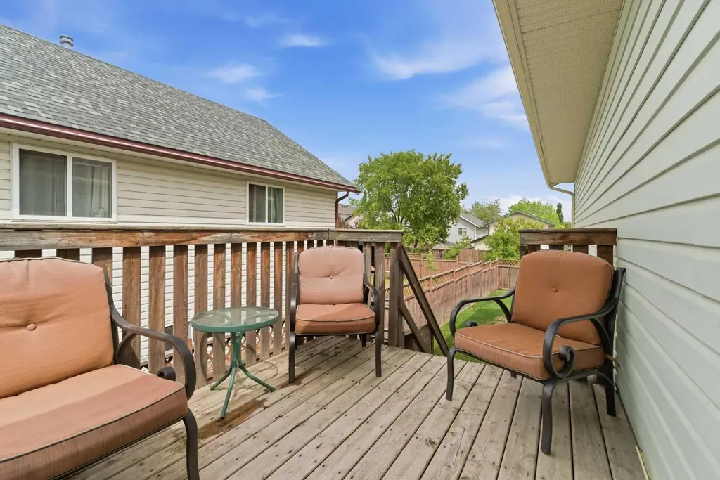 6209 90 Street Grande Prairie AB T8W 2M4