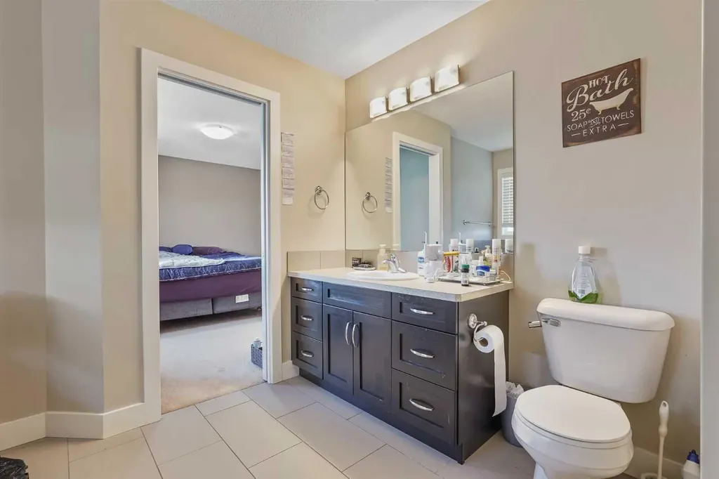 323 Mt Sundial Court W Lethbridge AB T1J 4S7