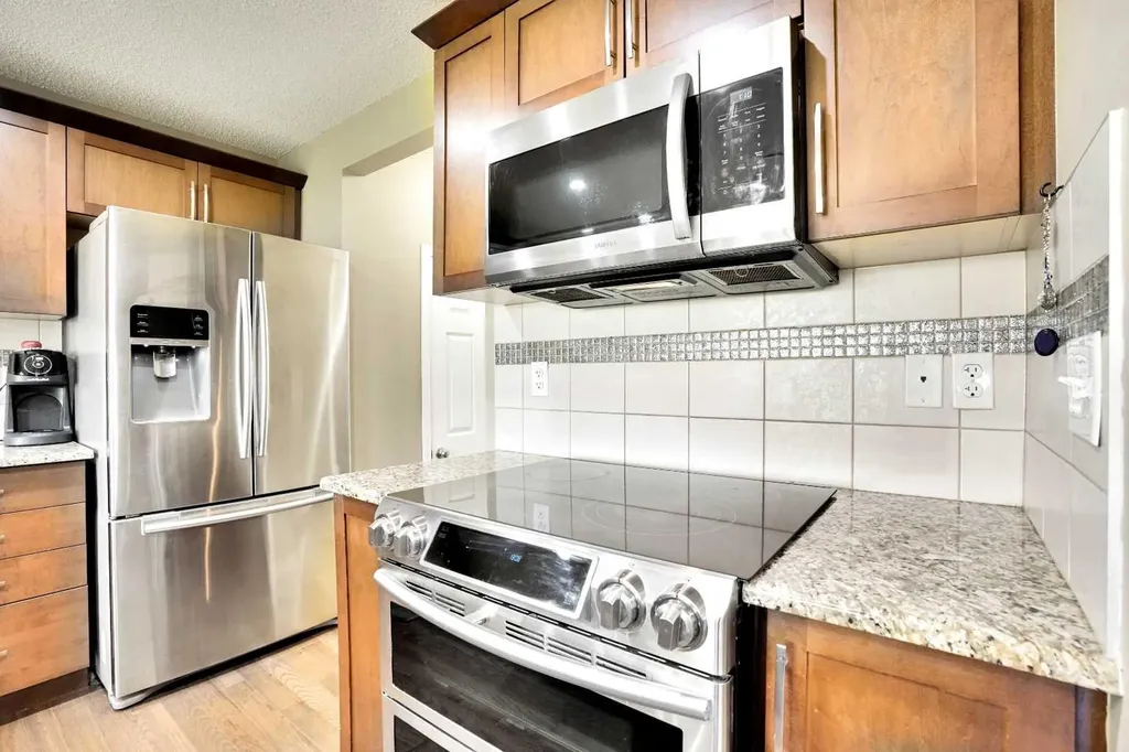 174 Windstone Avenue SW Airdrie AB T4B3R3