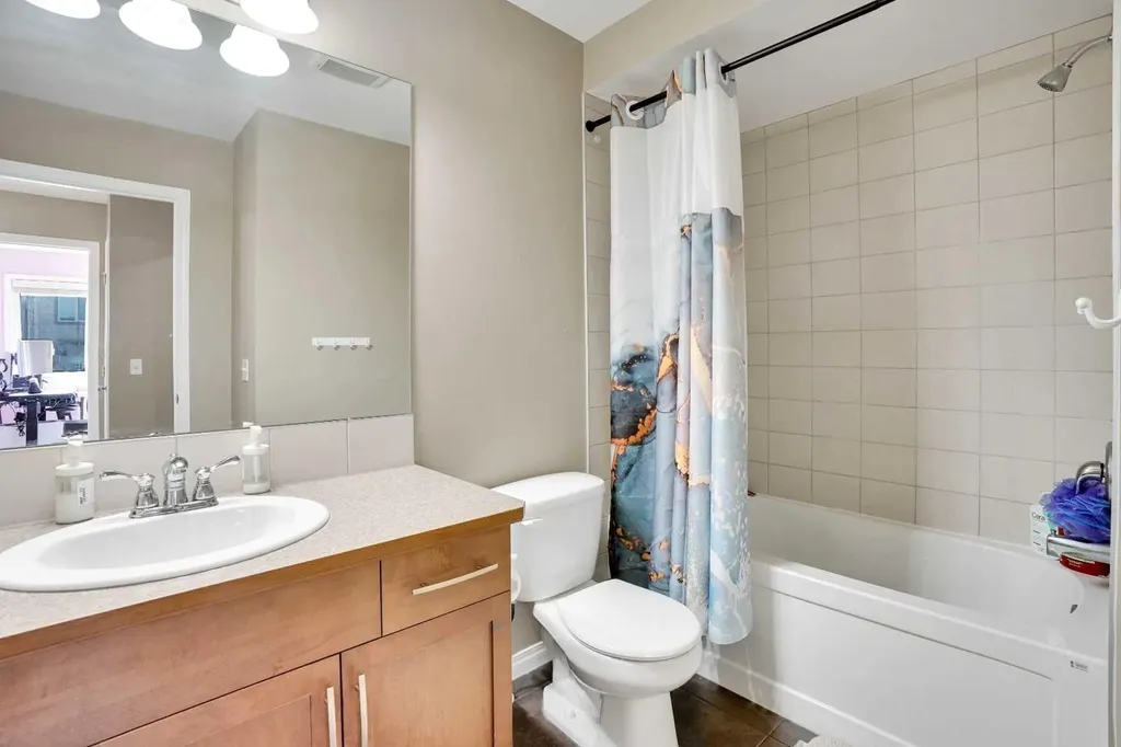 174 Windstone Avenue SW Airdrie AB T4B3R3