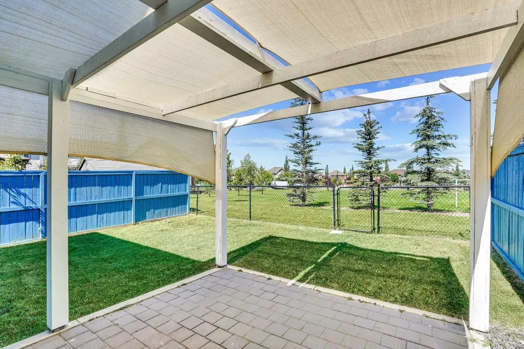 174 Windstone Avenue SW Airdrie AB T4B3R3