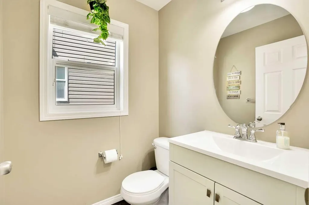 174 Windstone Avenue SW Airdrie AB T4B3R3