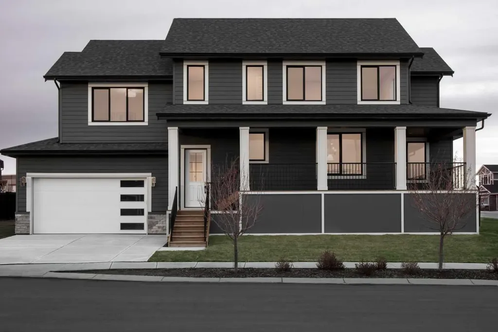 28 Sunvalley View Cochrane AB T4C 0X8