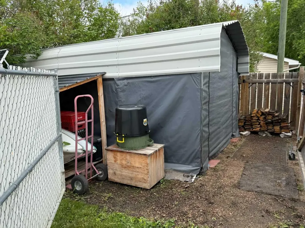 4920 51 Avenue Vermilion AB T9X 1S8