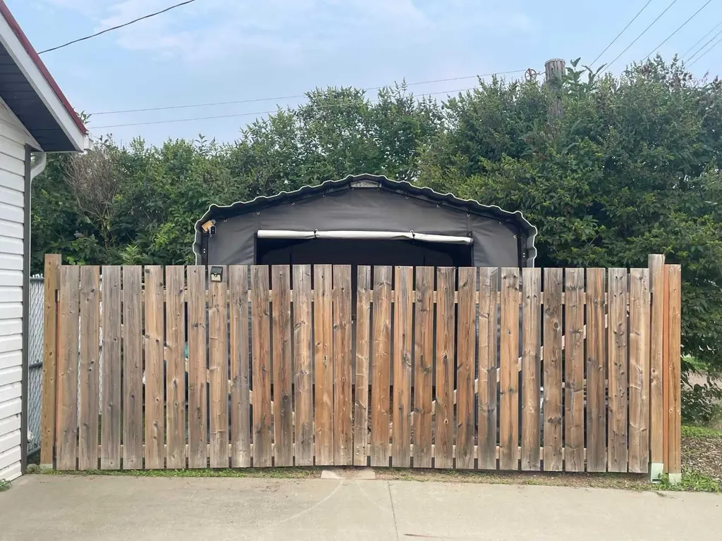 4920 51 Avenue Vermilion AB T9X 1S8