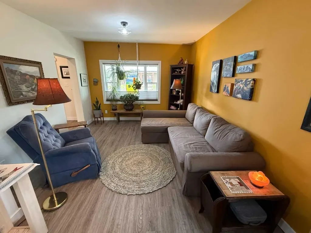 4920 51 Avenue Vermilion AB T9X 1S8