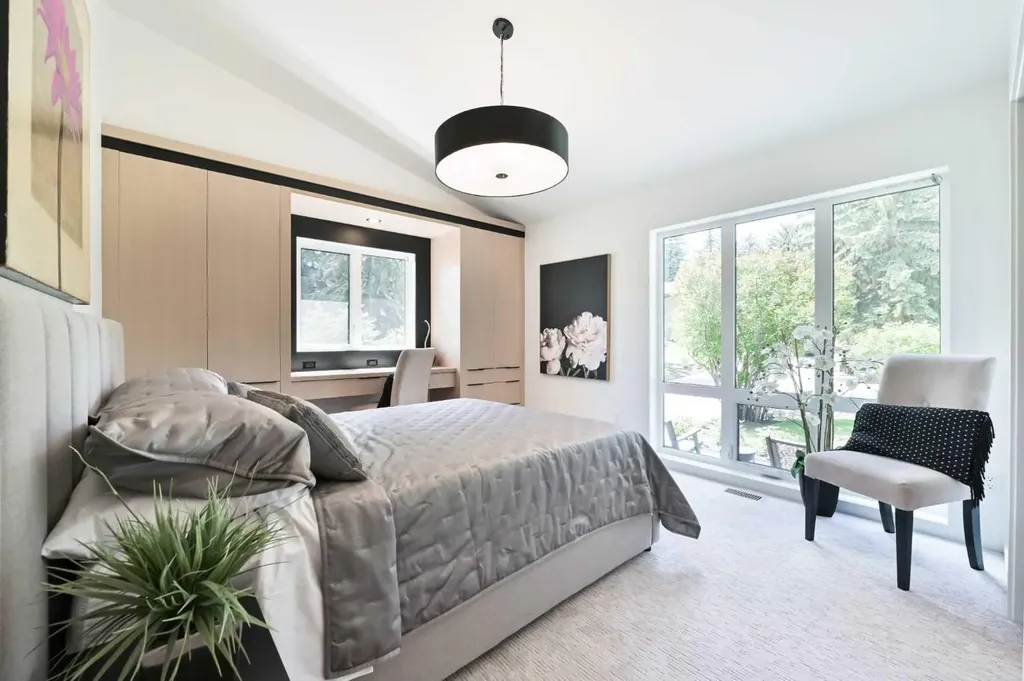 201 Eagle Ridge Drive SW Calgary AB T2V 2V6