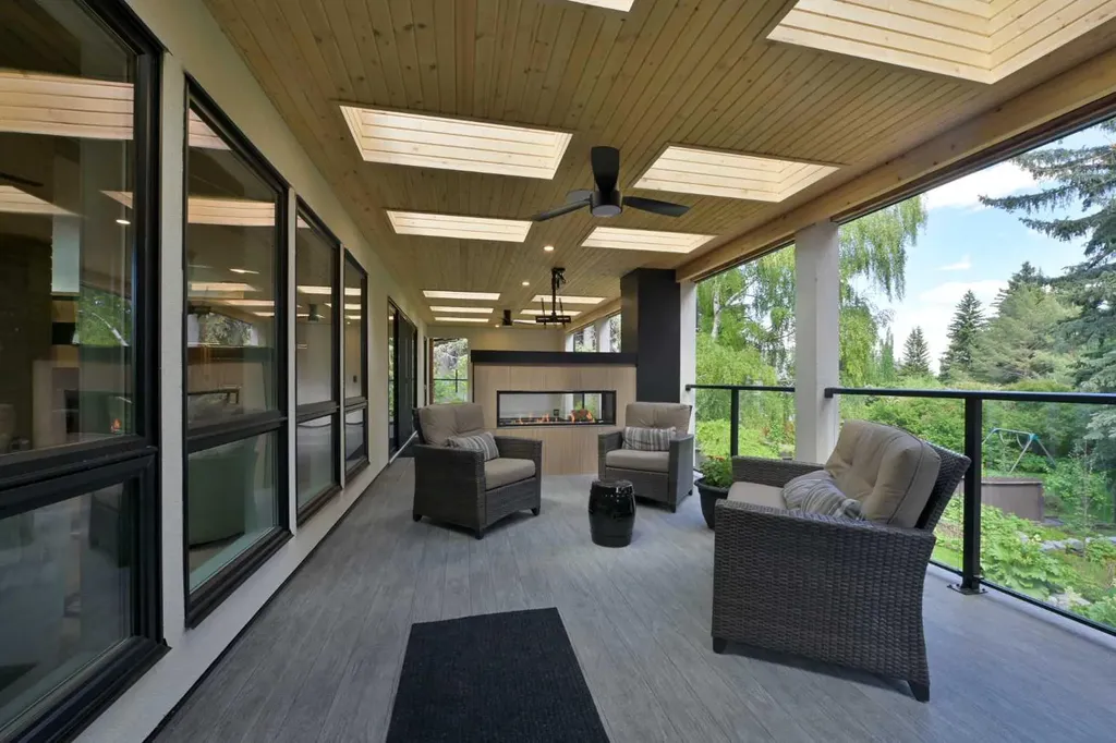 201 Eagle Ridge Drive SW Calgary AB T2V 2V6