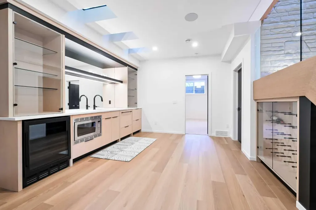 201 Eagle Ridge Drive SW Calgary AB T2V 2V6