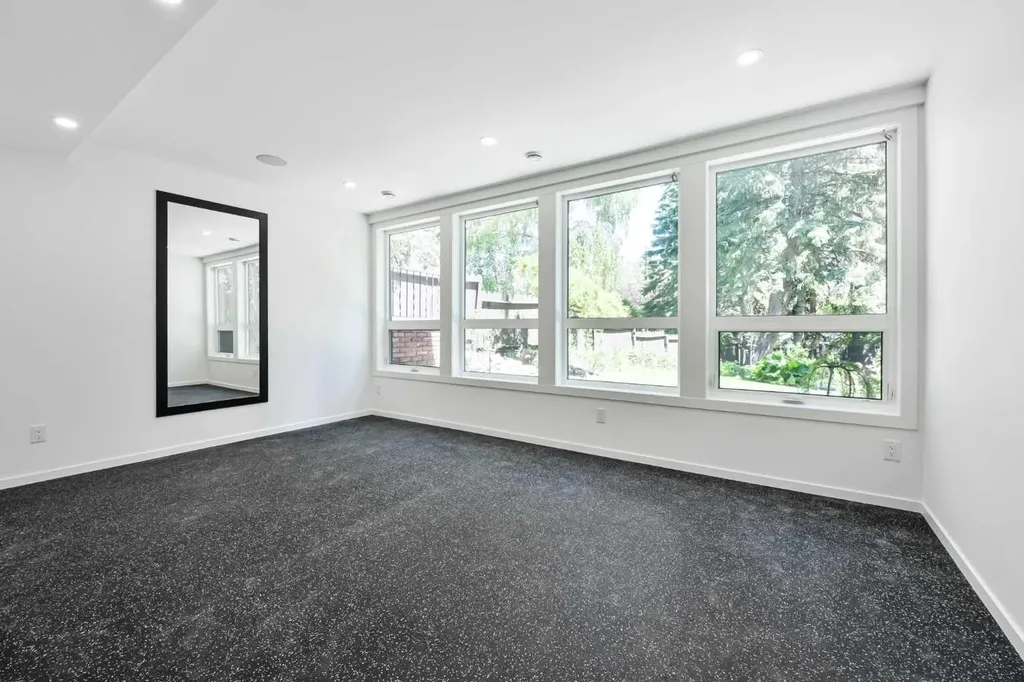 201 Eagle Ridge Drive SW Calgary AB T2V 2V6