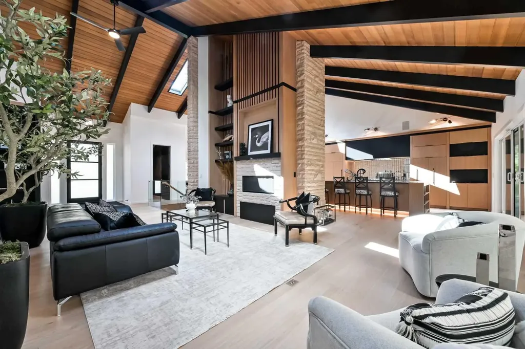 201 Eagle Ridge Drive SW Calgary AB T2V 2V6