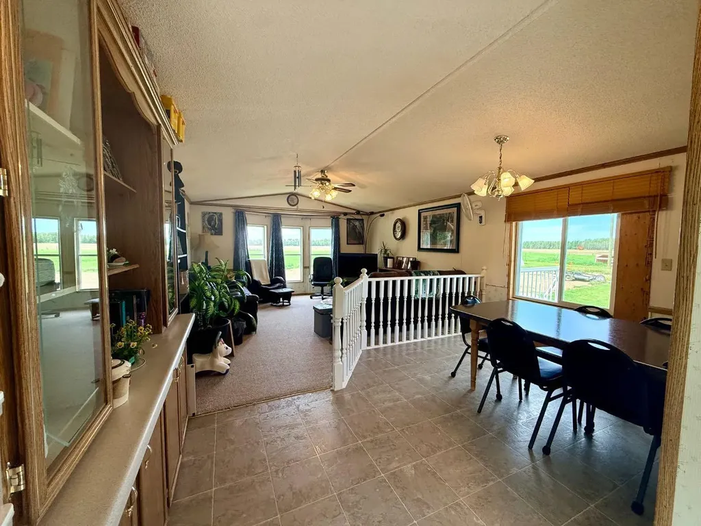 14304 Twp Road 1072 La Crete AB T0H2H0