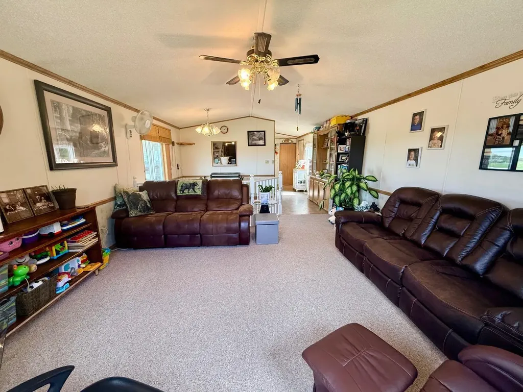 14304 Twp Road 1072 La Crete AB T0H2H0