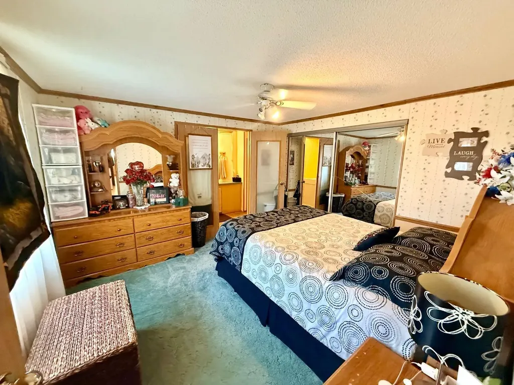 14304 Twp Road 1072 La Crete AB T0H2H0