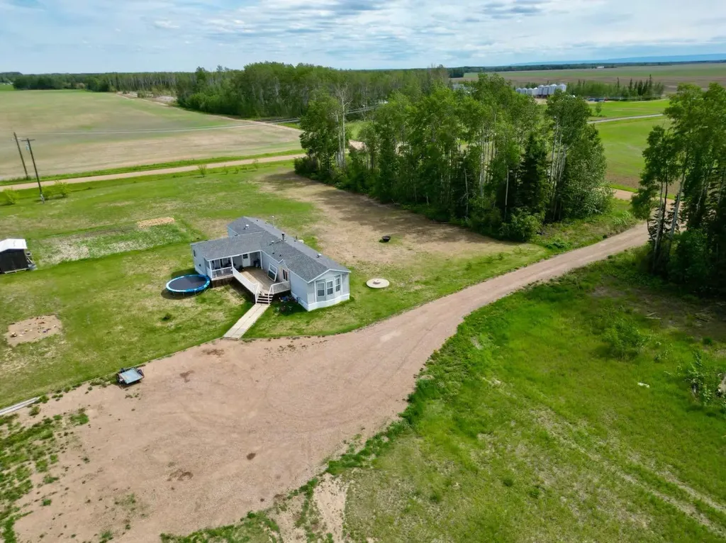 14304 Twp Road 1072 La Crete AB T0H2H0