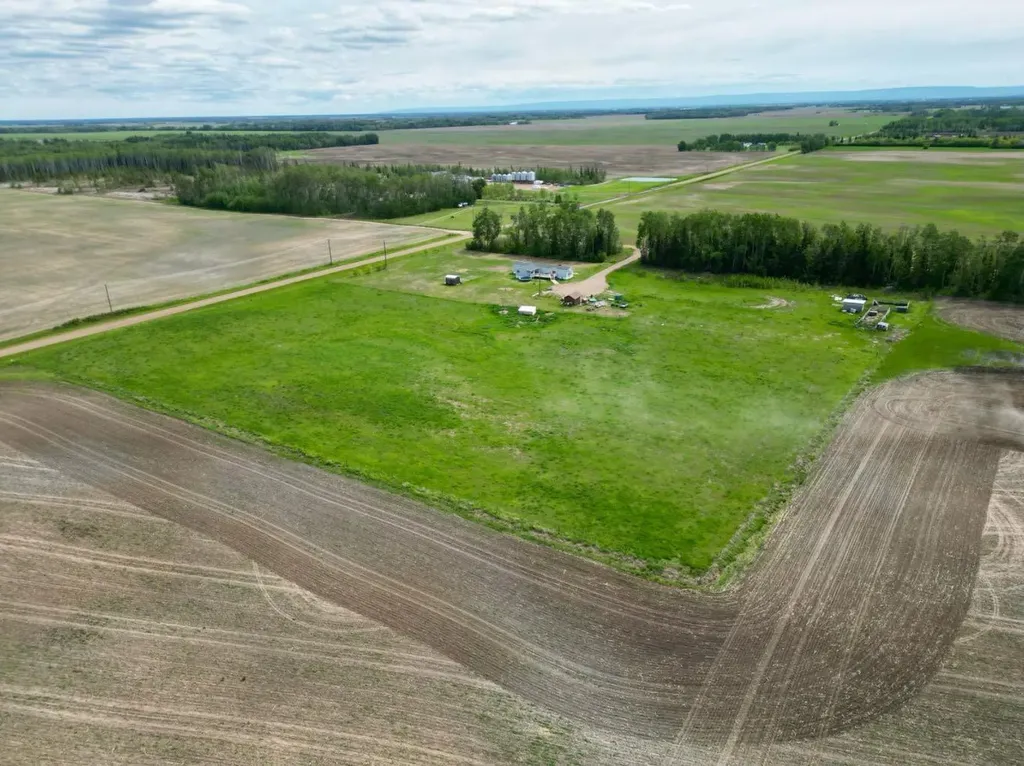 14304 Twp Road 1072 La Crete AB T0H2H0