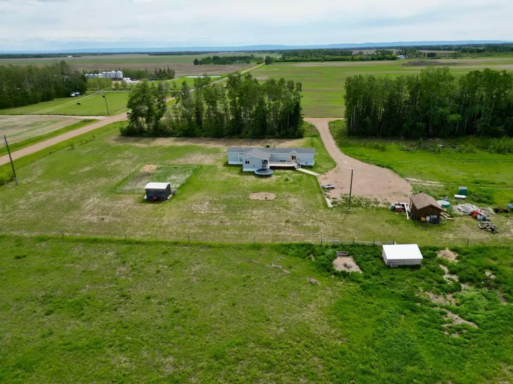 14304 Twp Road 1072 La Crete AB T0H2H0