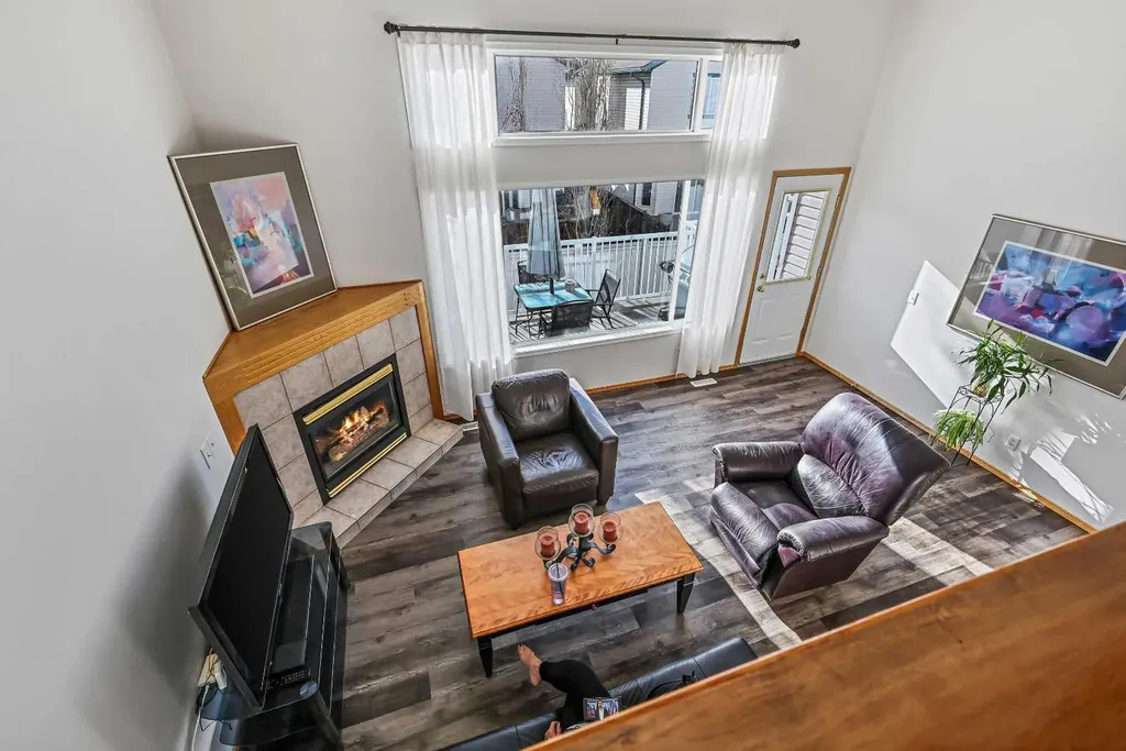 258 Rocky Ridge Court NW Calgary AB T3G 4S8