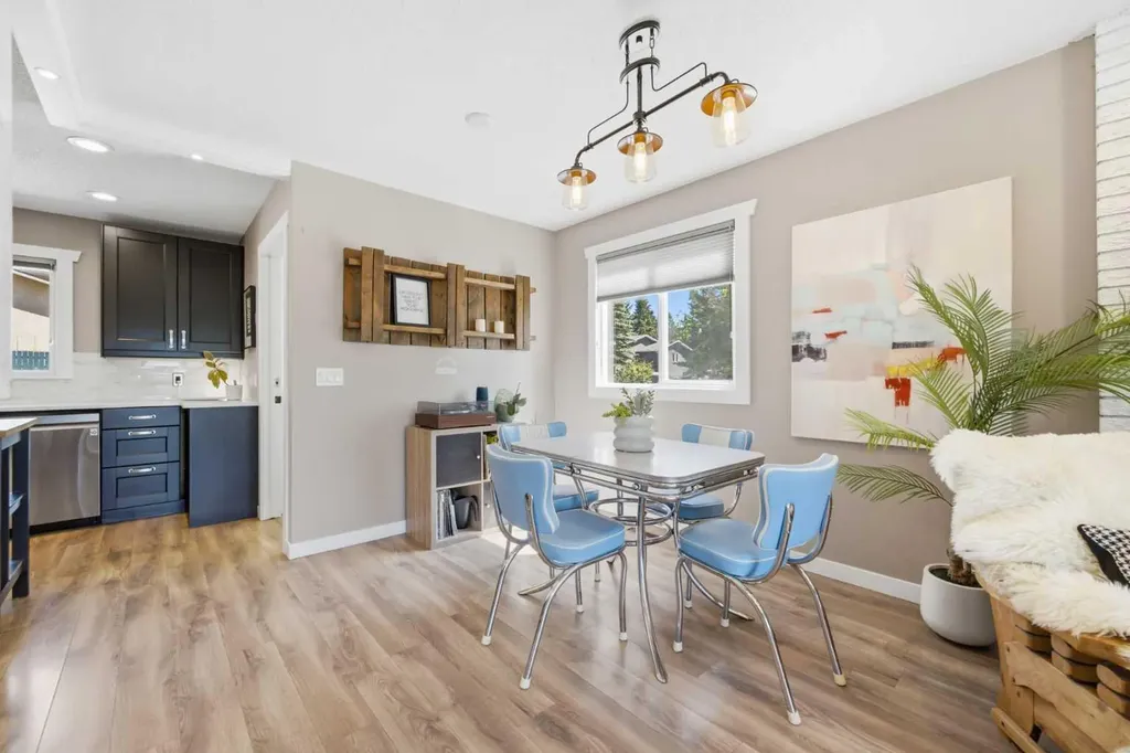 7304 Silver Springs Road NW Calgary AB T3B 4E6