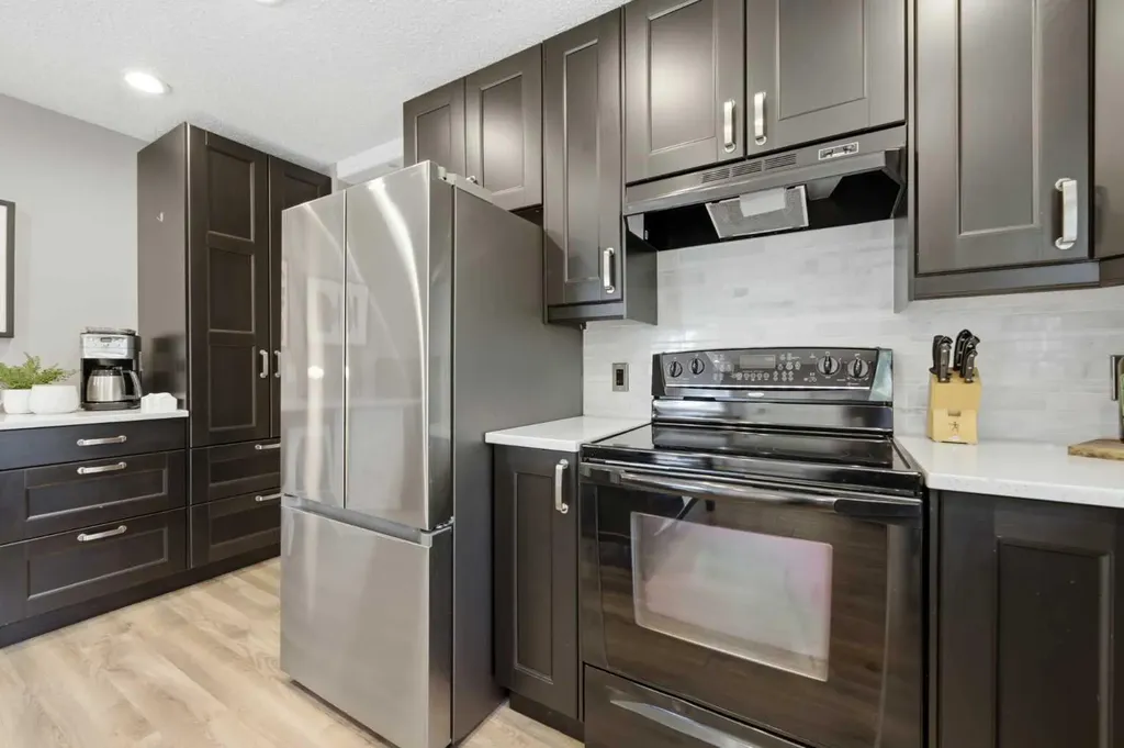 7304 Silver Springs Road NW Calgary AB T3B 4E6