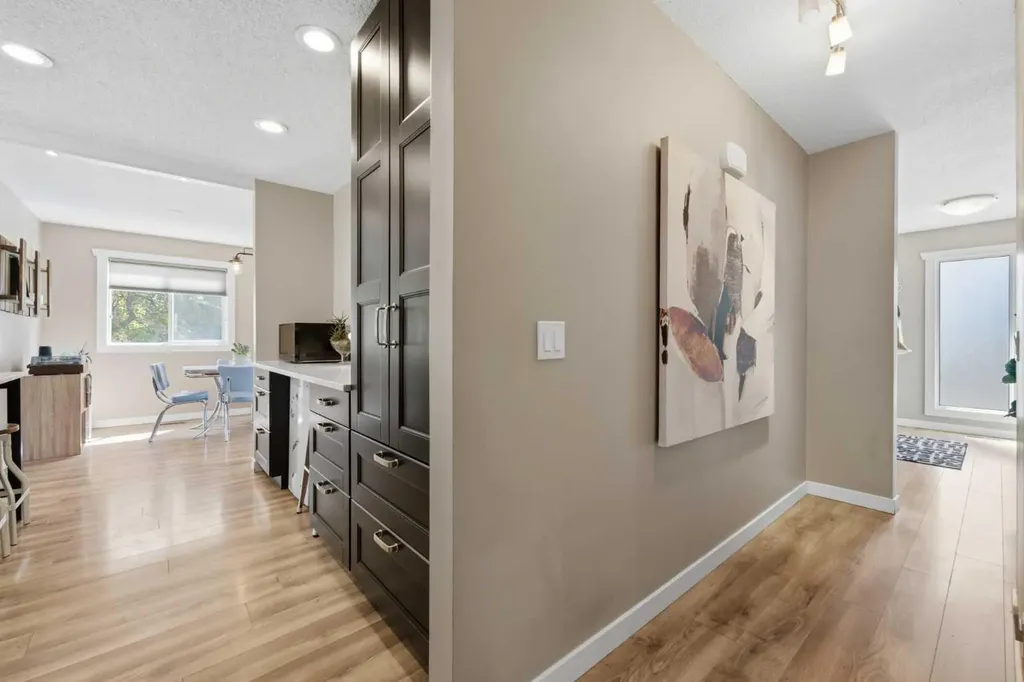 7304 Silver Springs Road NW Calgary AB T3B 4E6