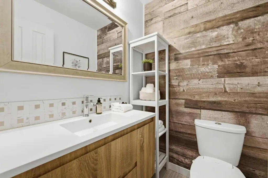 7304 Silver Springs Road NW Calgary AB T3B 4E6