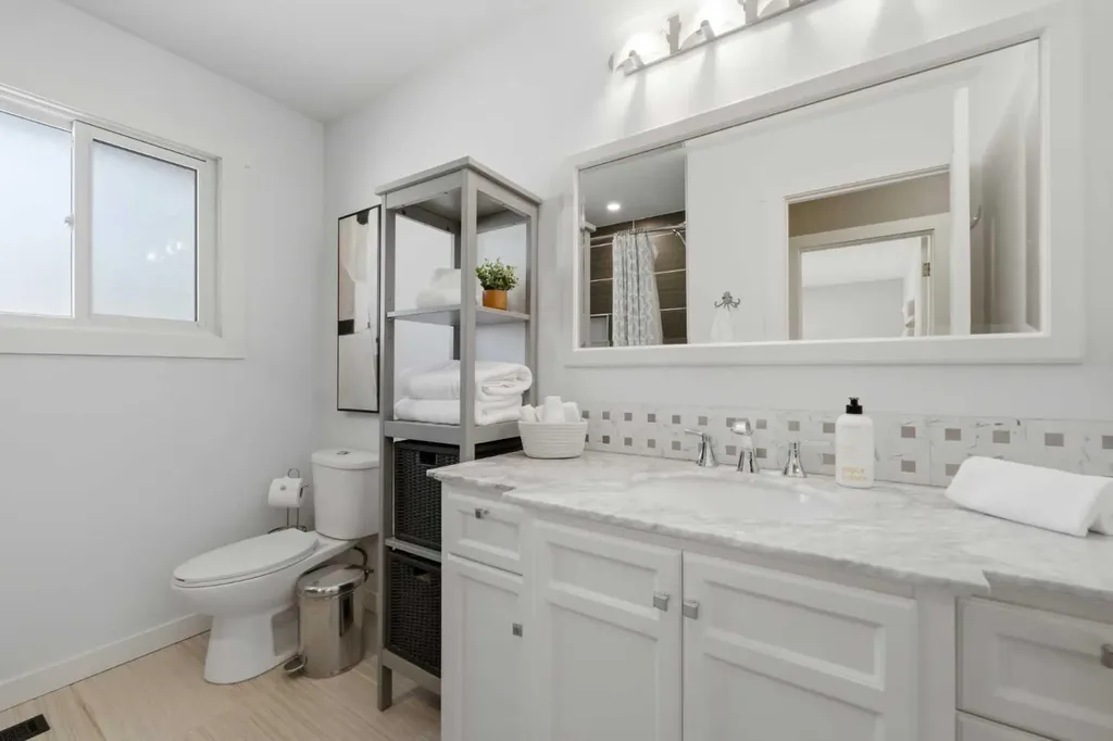7304 Silver Springs Road NW Calgary AB T3B 4E6