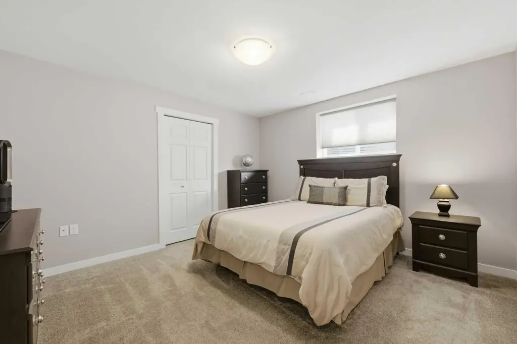 7304 Silver Springs Road NW Calgary AB T3B 4E6