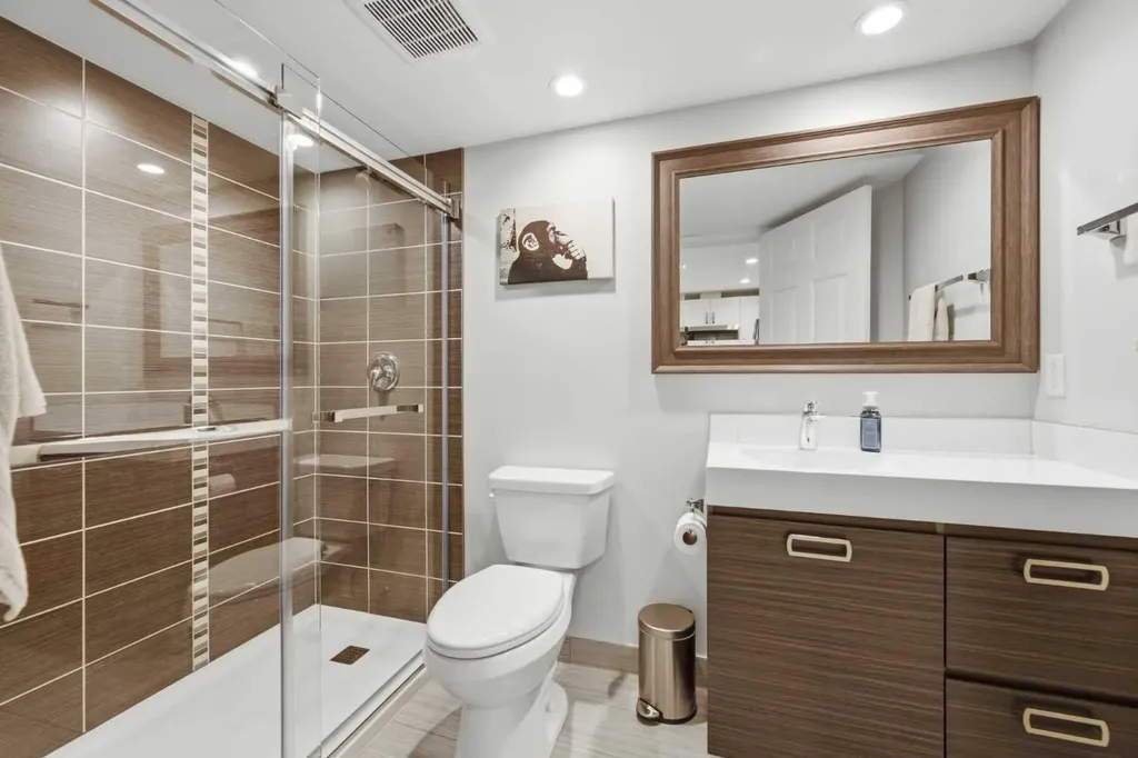 7304 Silver Springs Road NW Calgary AB T3B 4E6