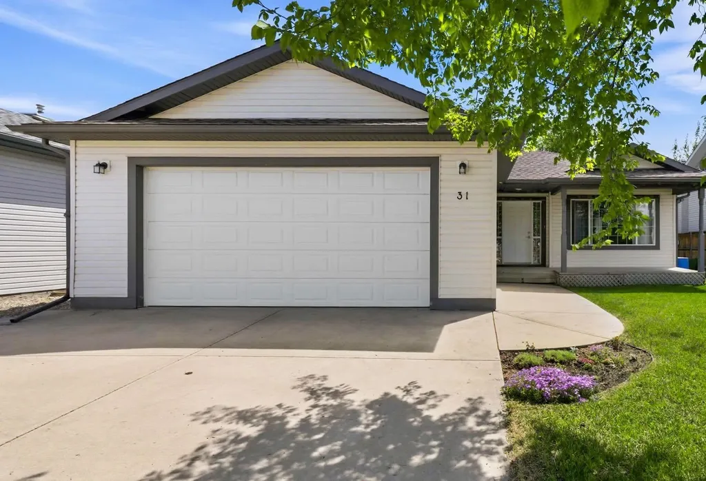 31 Sierra Road Olds AB T4H 1X2
