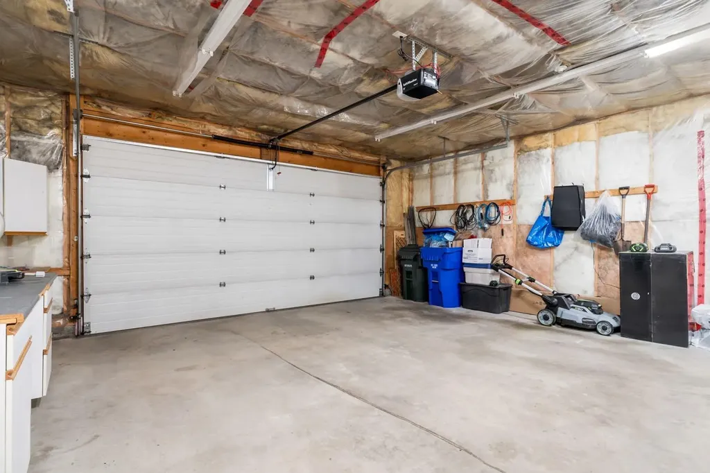 31 Sierra Road Olds AB T4H 1X2