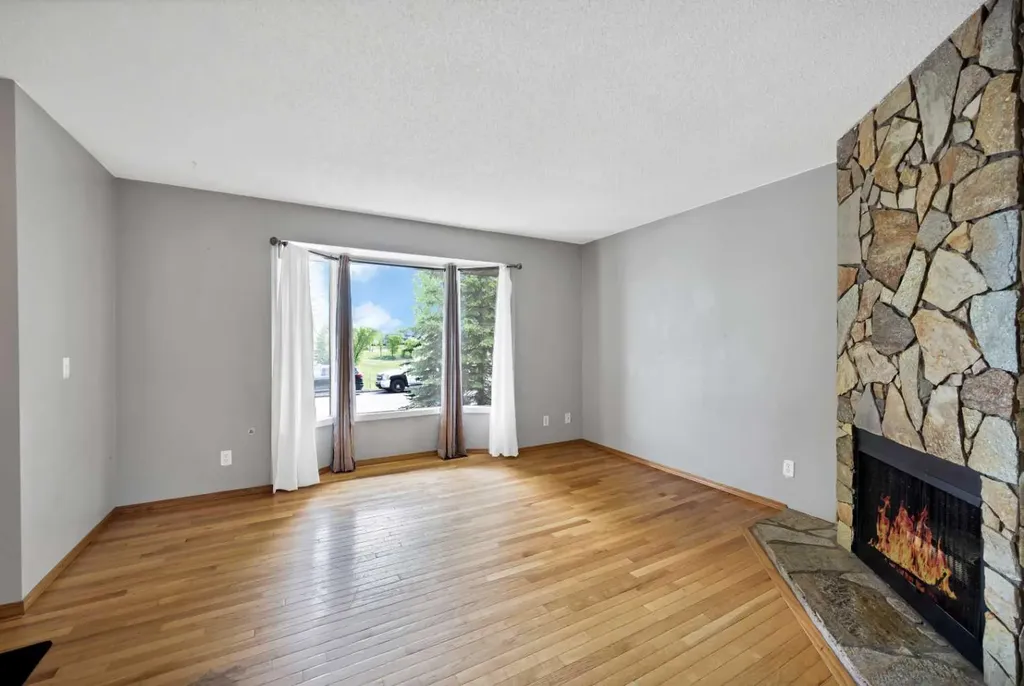 56 Templeridge Crescent NE Calgary AB T1Y 4M4