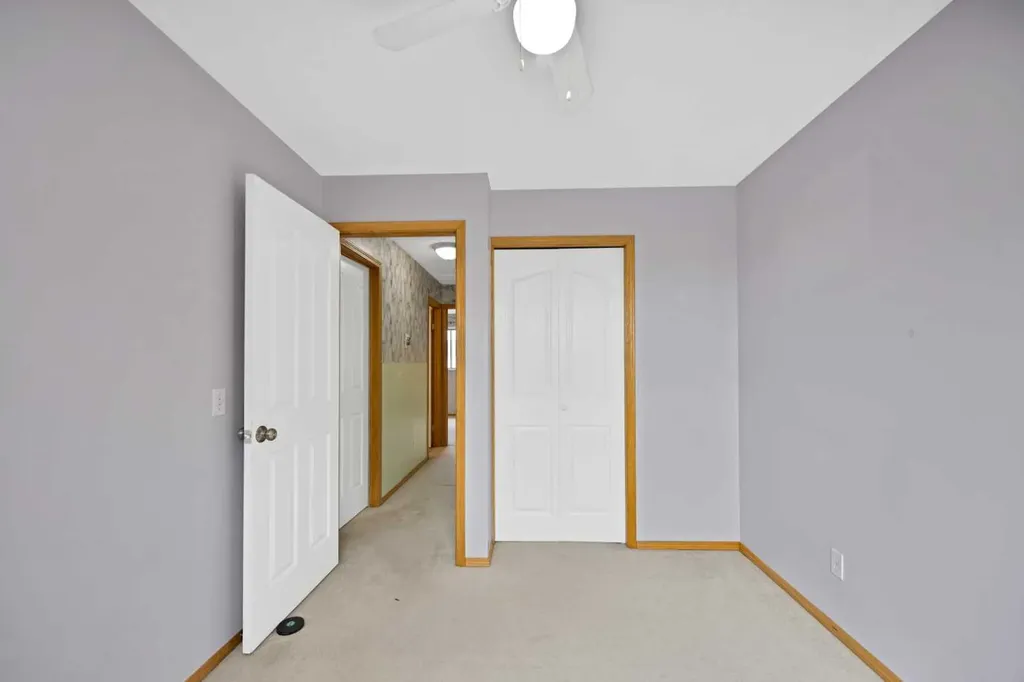 56 Templeridge Crescent NE Calgary AB T1Y 4M4