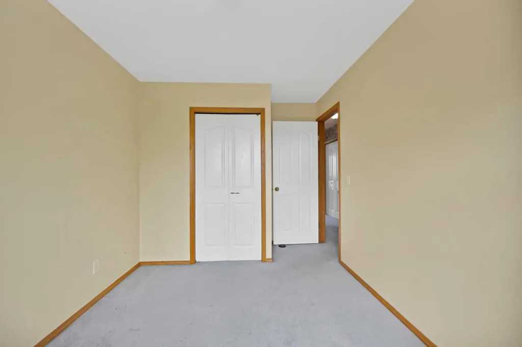 56 Templeridge Crescent NE Calgary AB T1Y 4M4