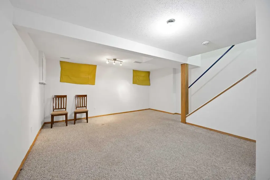 56 Templeridge Crescent NE Calgary AB T1Y 4M4