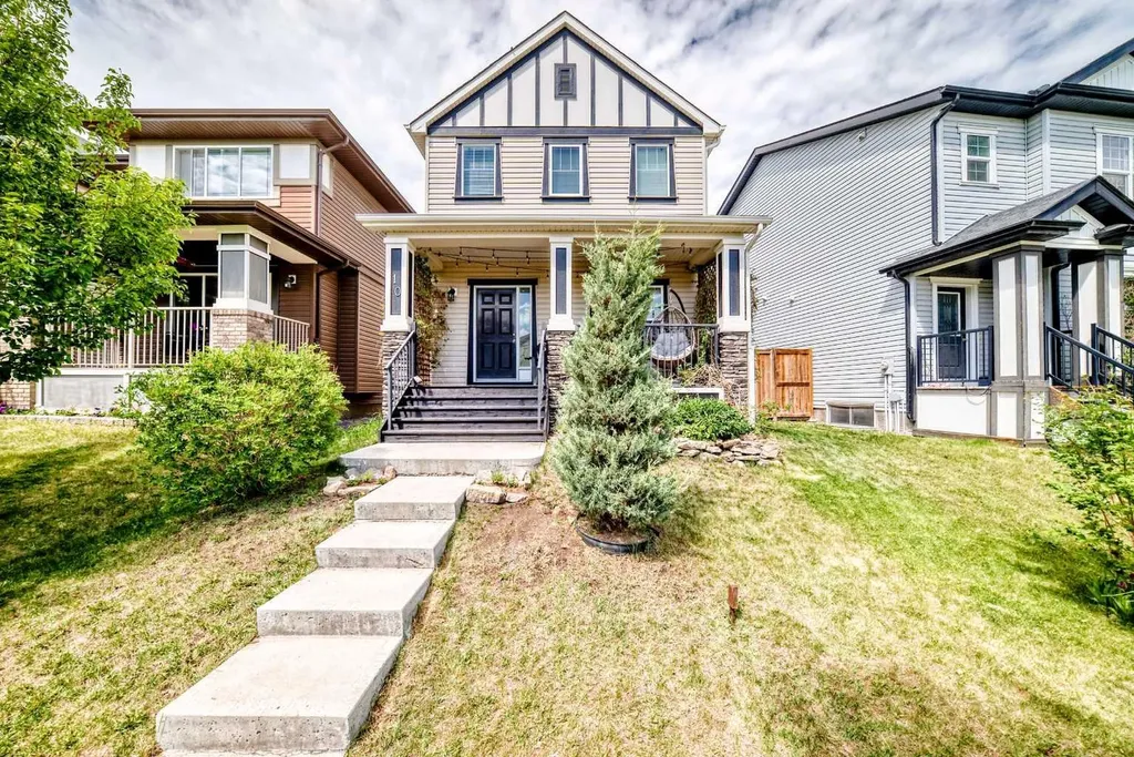 10 Reunion Grove NW Airdrie AB T4B 0Z7