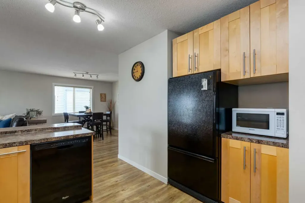 146 Camara Court Strathmore AB T1P1Y3