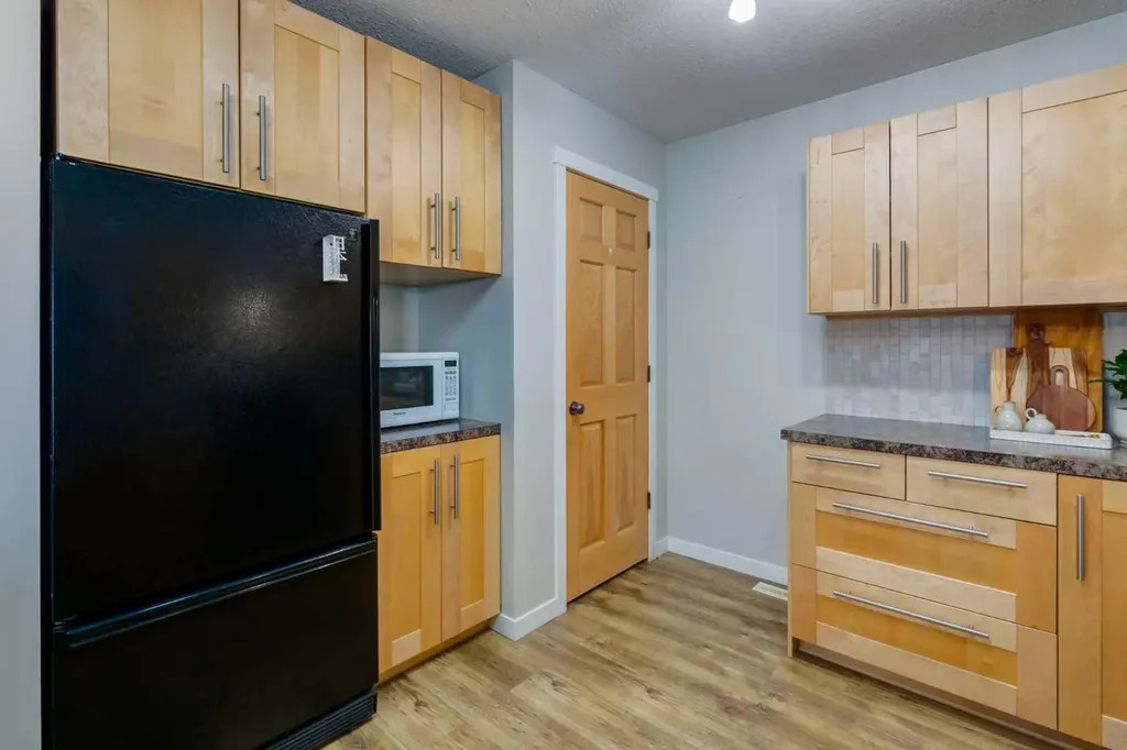 146 Camara Court Strathmore AB T1P1Y3