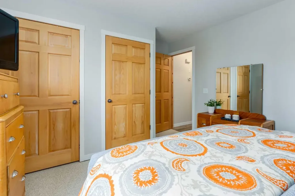 146 Camara Court Strathmore AB T1P1Y3
