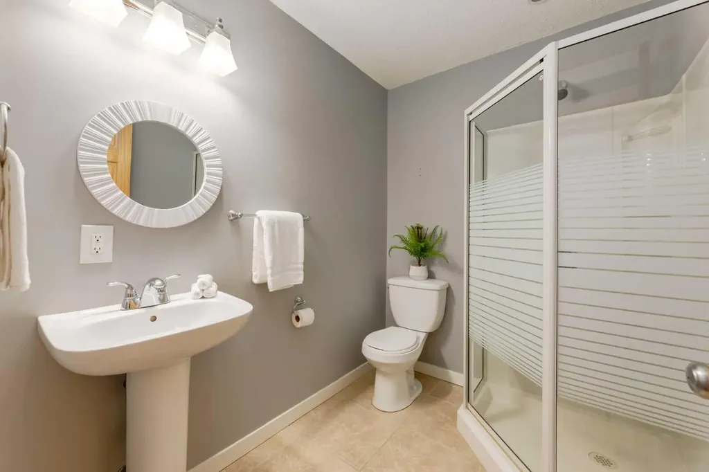 146 Camara Court Strathmore AB T1P1Y3