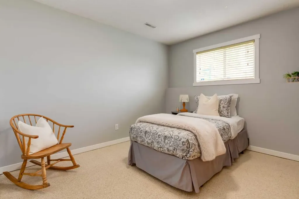 146 Camara Court Strathmore AB T1P1Y3