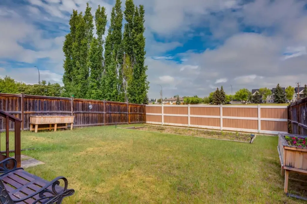 146 Camara Court Strathmore AB T1P1Y3