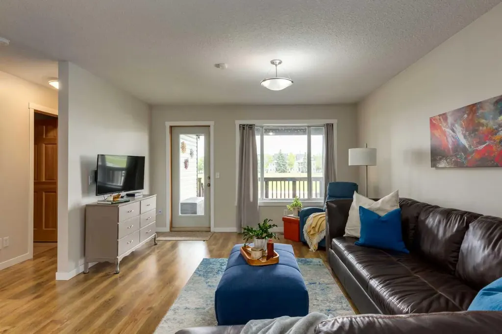 146 Camara Court Strathmore AB T1P1Y3