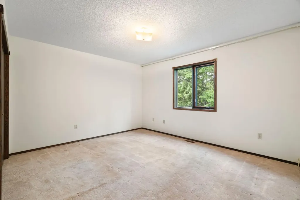 39 Bearspaw Ridge Crescent Rural Rocky View County AB T3R 1A3