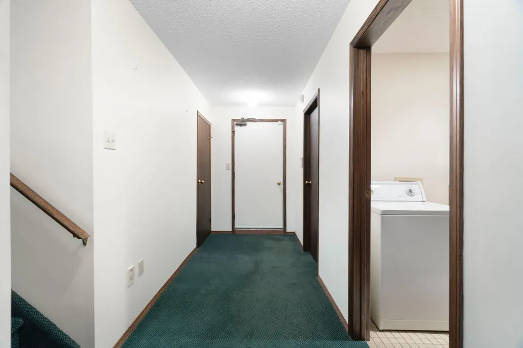39 Bearspaw Ridge Crescent Rural Rocky View County AB T3R 1A3